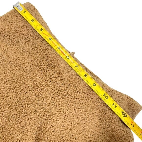 SKIMS Teddy Collection Jogger Set - Picture 12 of 16